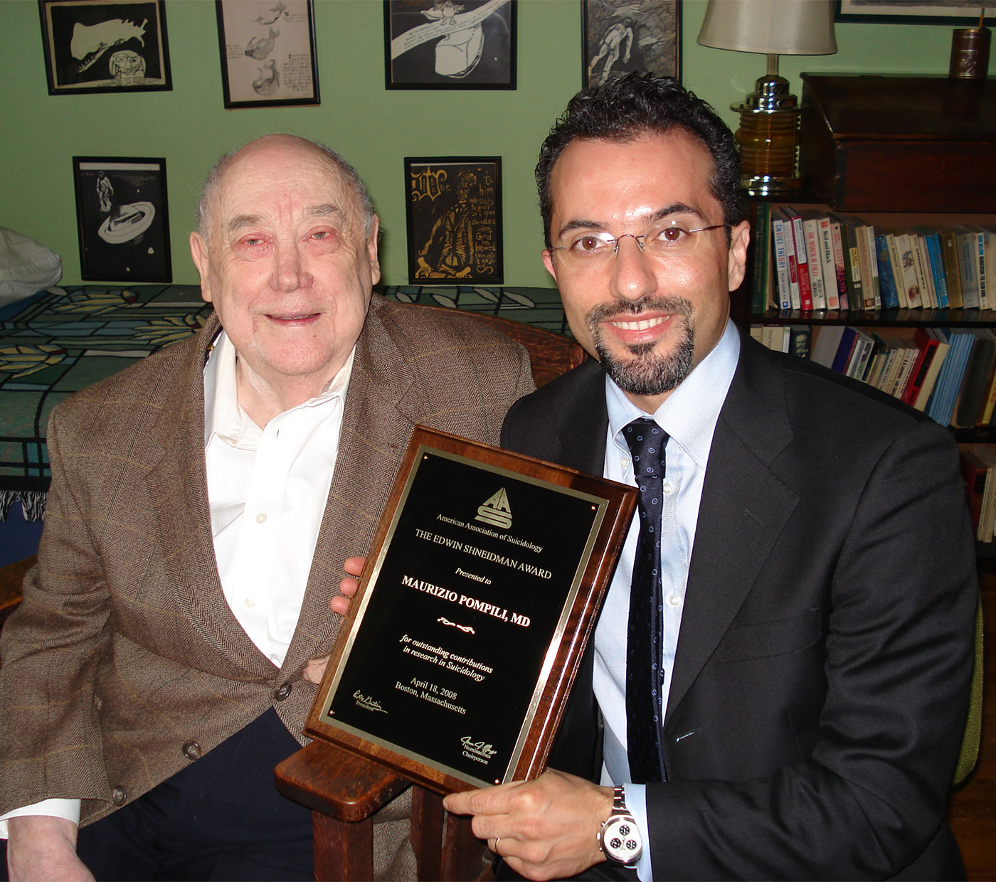 Edwin Shneidman con Maurizio Pompili